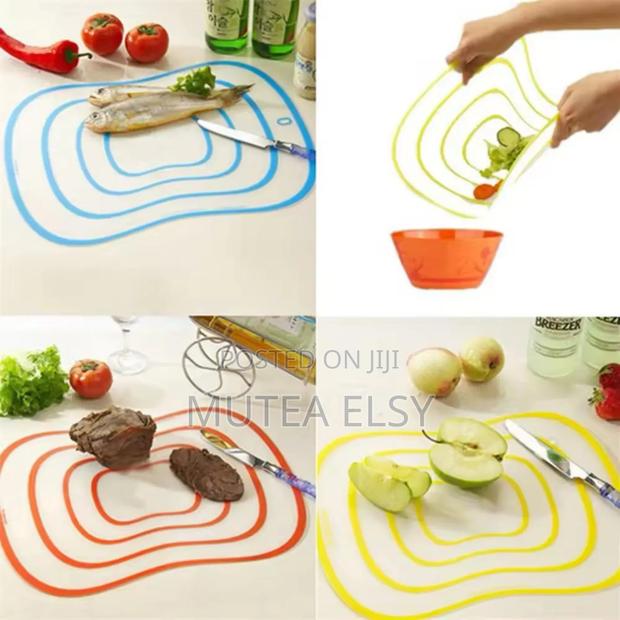 4pcs Kitchen Non Slip Chopping Block /Board Pad - thumbnail 2