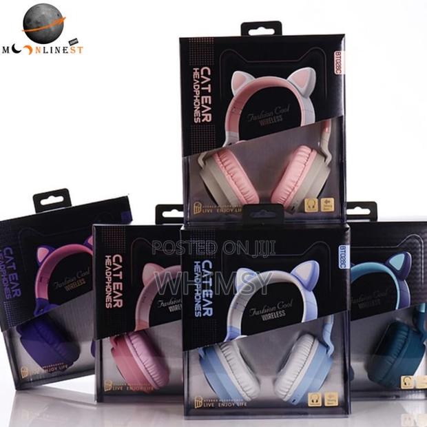 Led Lighting Cat Ear Bluetooth Over Ear Foldable Headphones - thumbnail 2