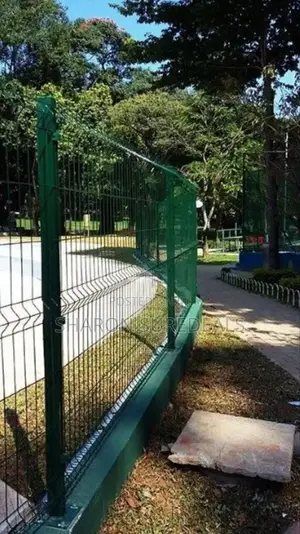 Long Lasting Anti-Rust/Anti-Climb Fence