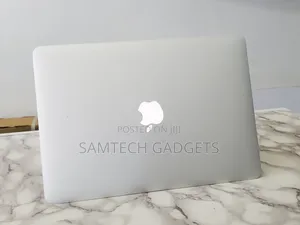 Laptop Apple MacBook Air 2017 8GB Intel Core I7 SSD 256GB
