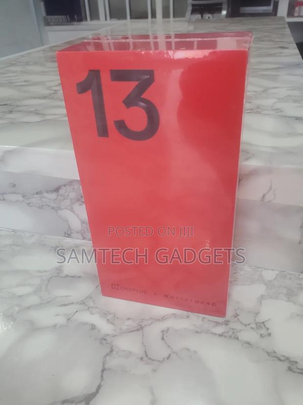 New OnePlus 13 512 GB White - main view