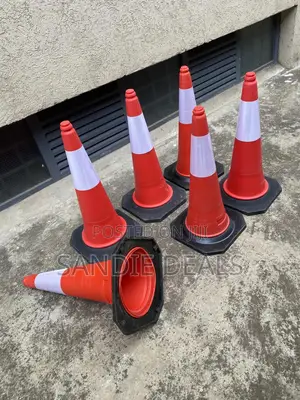 75cm Traffic Relfective Cones