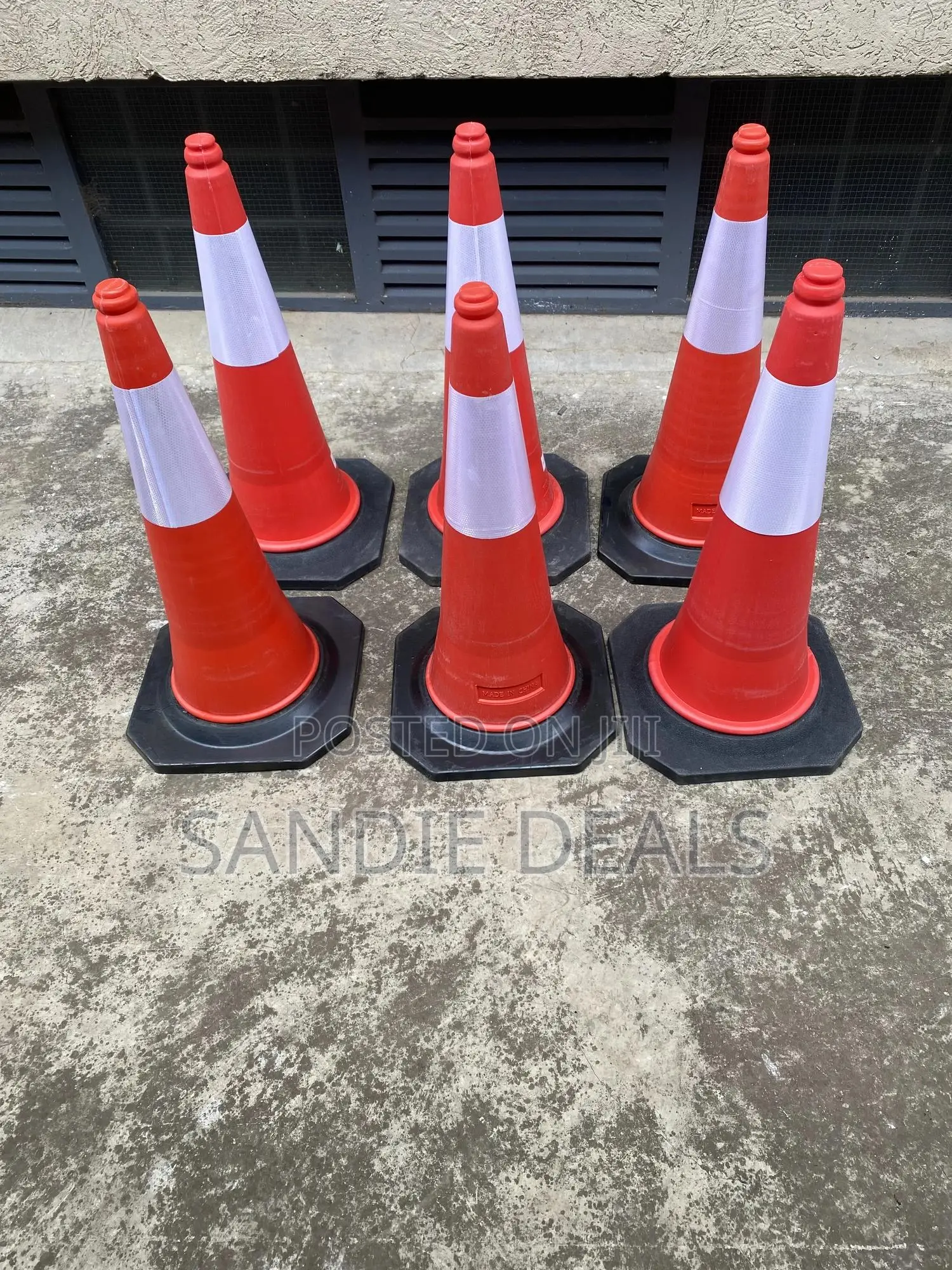75cm Traffic Relfective Cones
