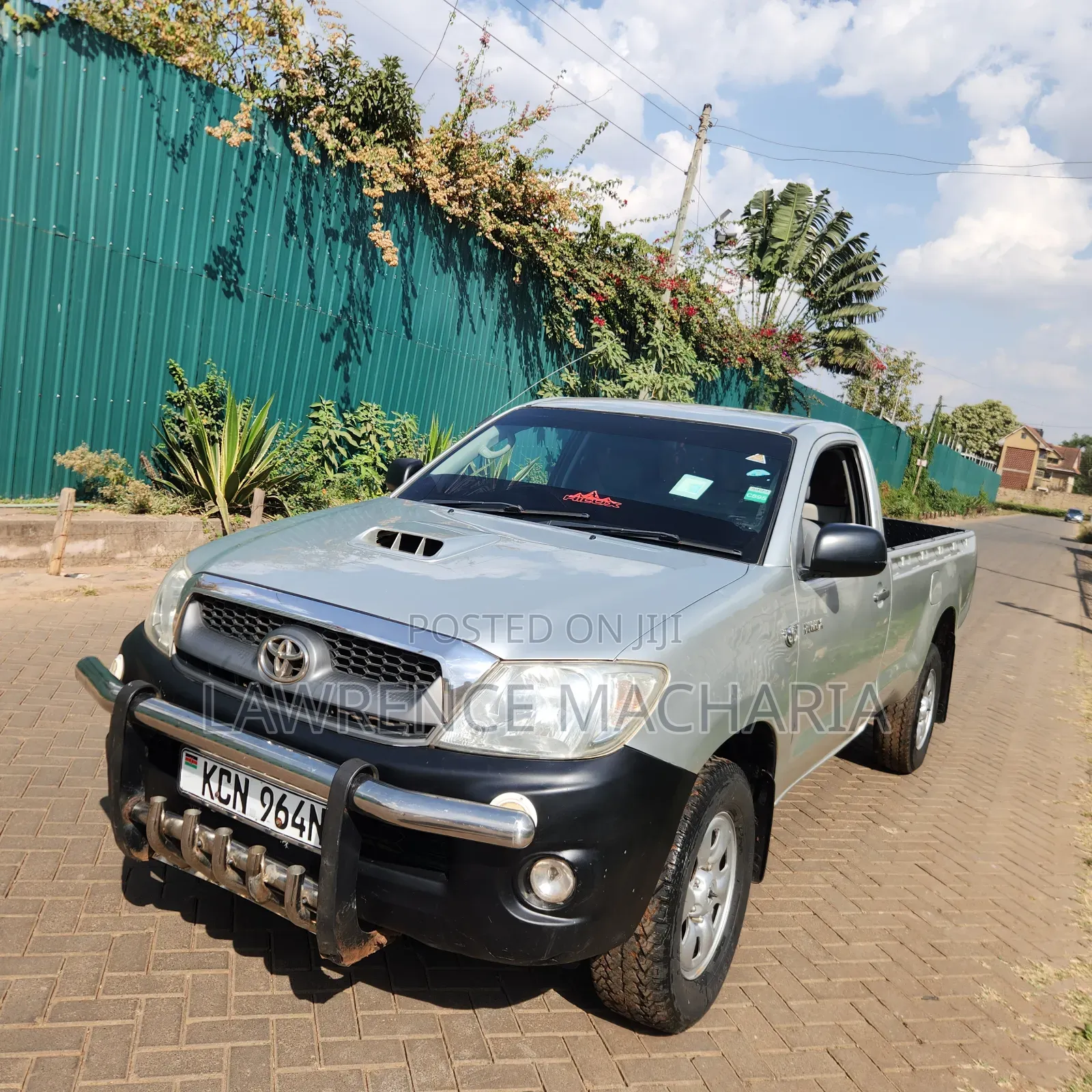 Toyota Hilux 2010 Silver