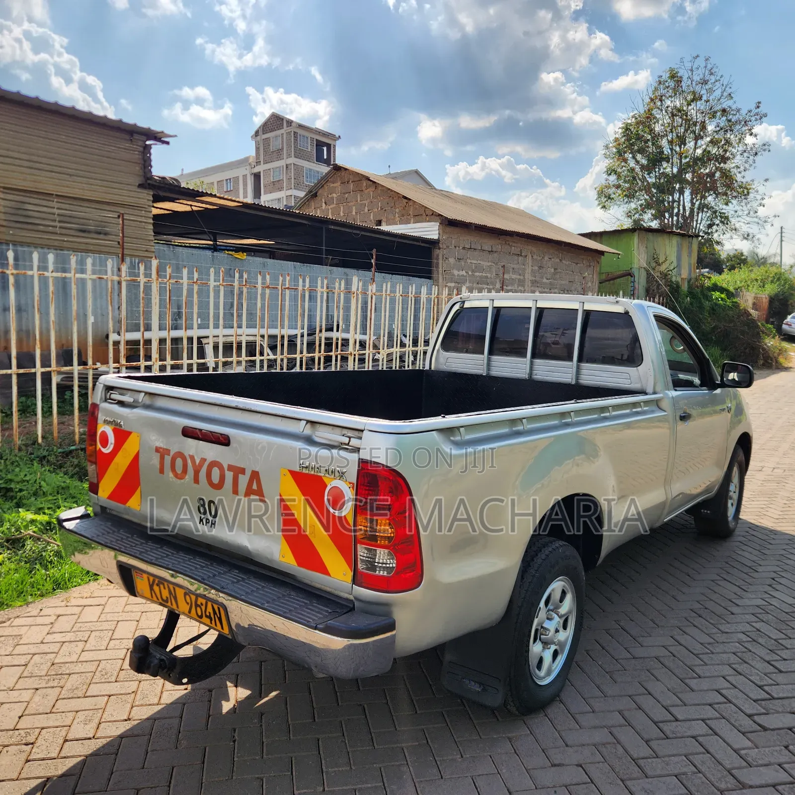 Toyota Hilux 2010 Silver