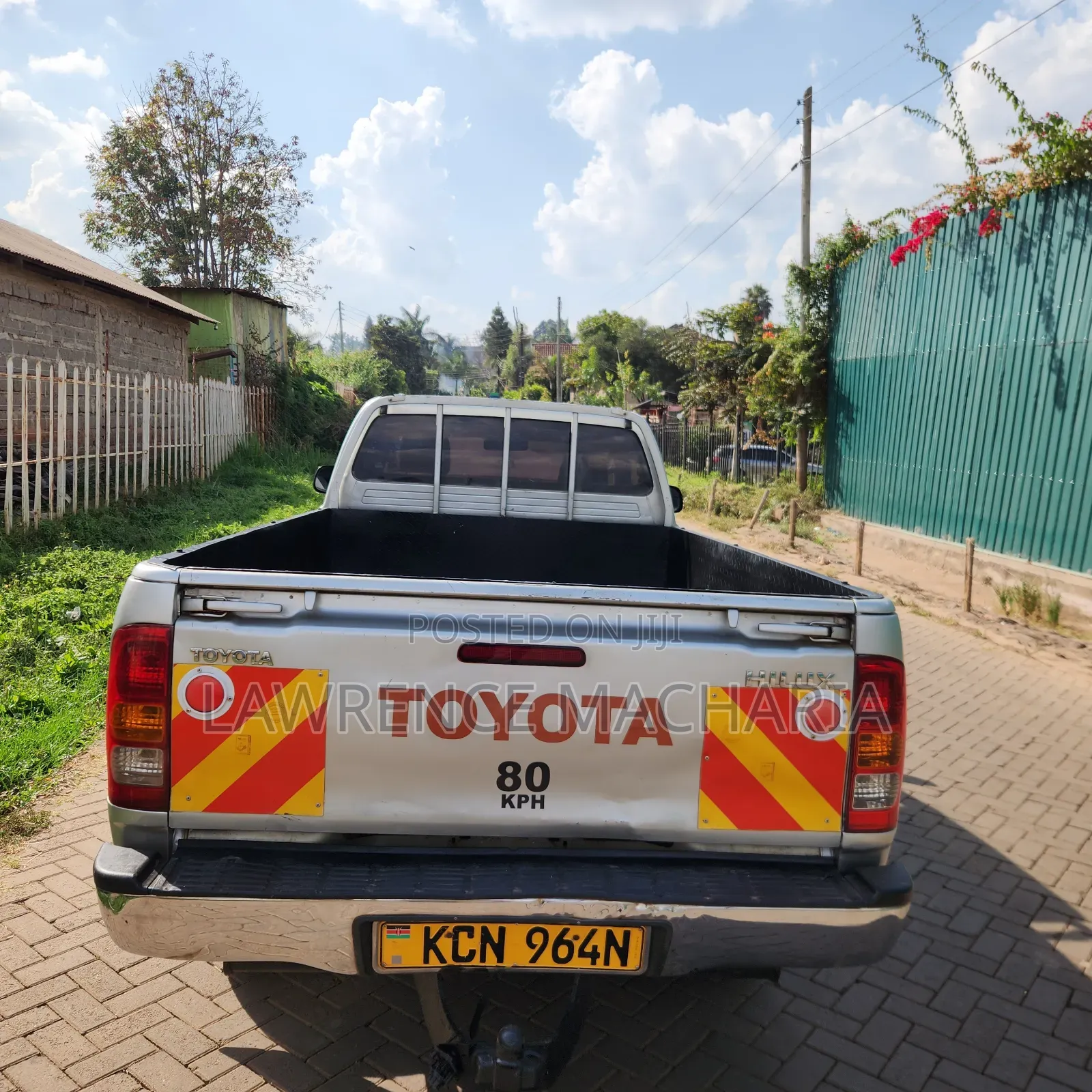 Toyota Hilux 2010 Silver