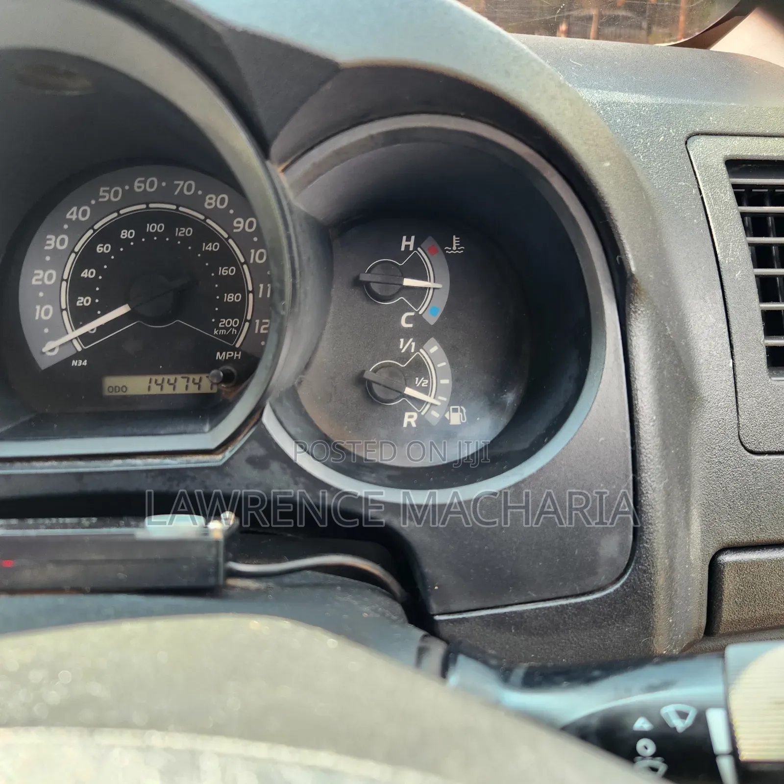 Toyota Hilux 2010 Silver