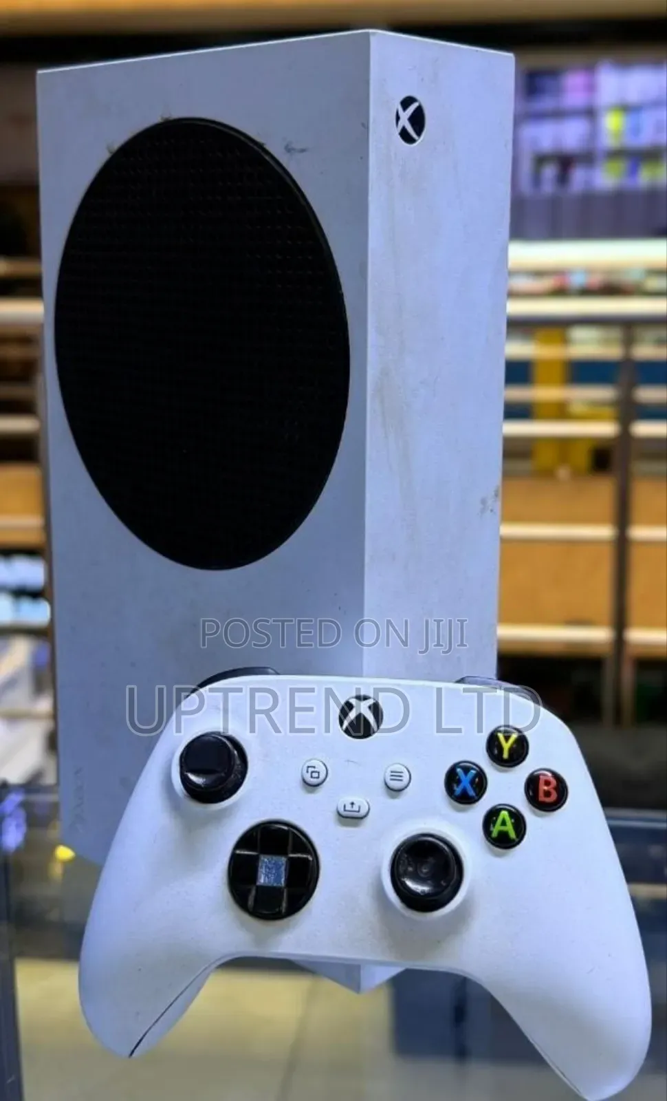 Clean White Microsoft Xbox Series S / Series S