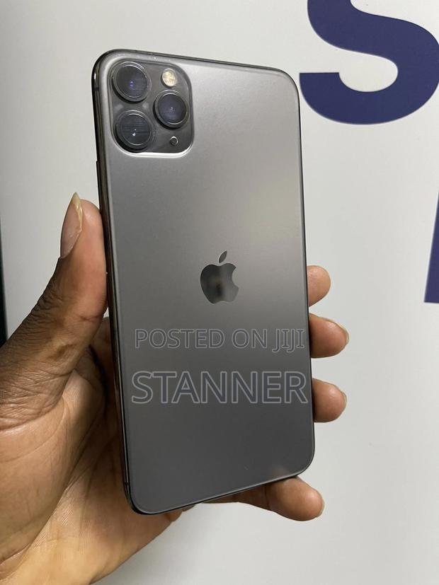 Apple iPhone 11 Pro Max 256 GB Black - thumbnail 2