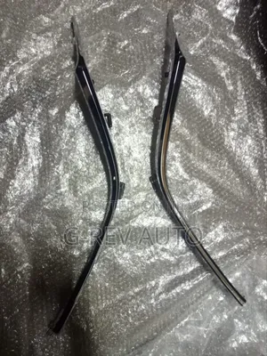 Mazda Demio 2015-2018 Grill Chromes