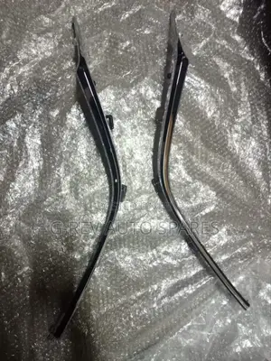 Mazda Demio 2015-2018 Grill Chromes
