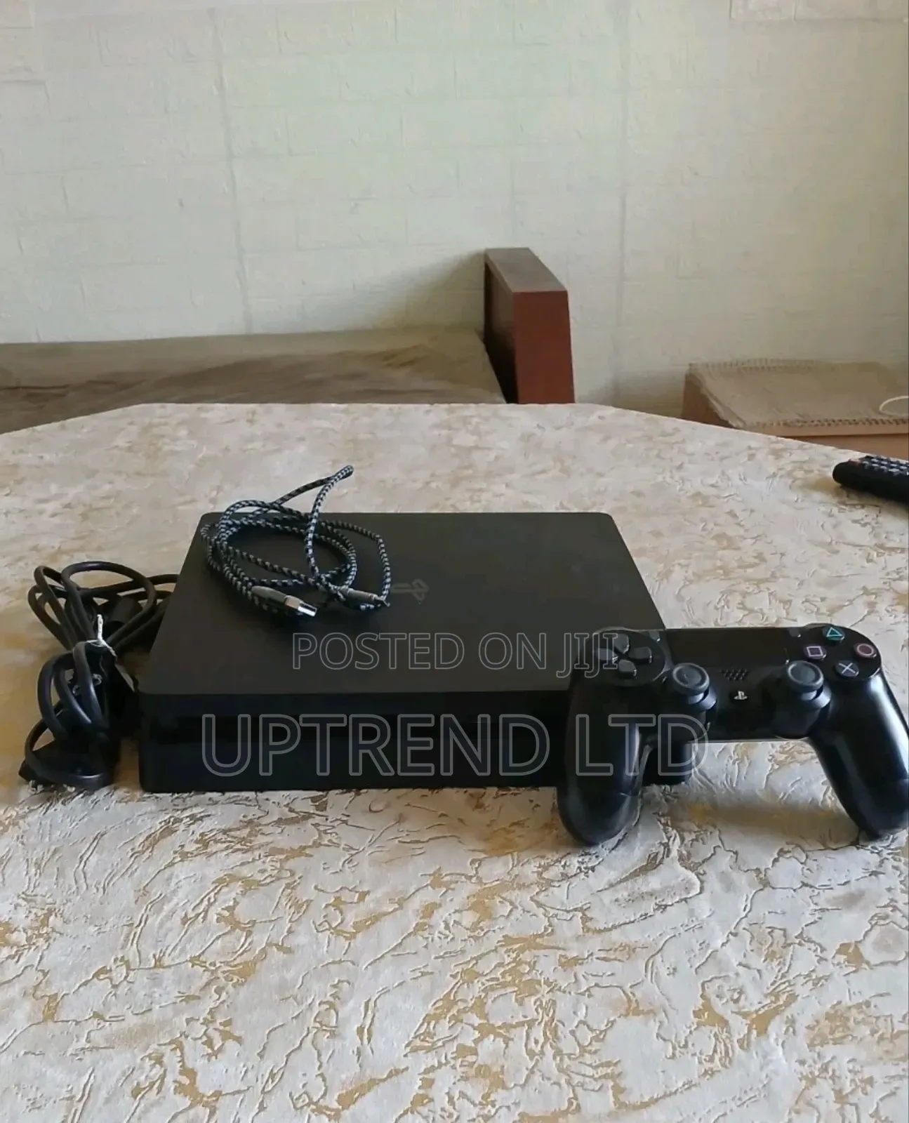 Mate Black Ps4 / Playstation 4 Slim Clean Console