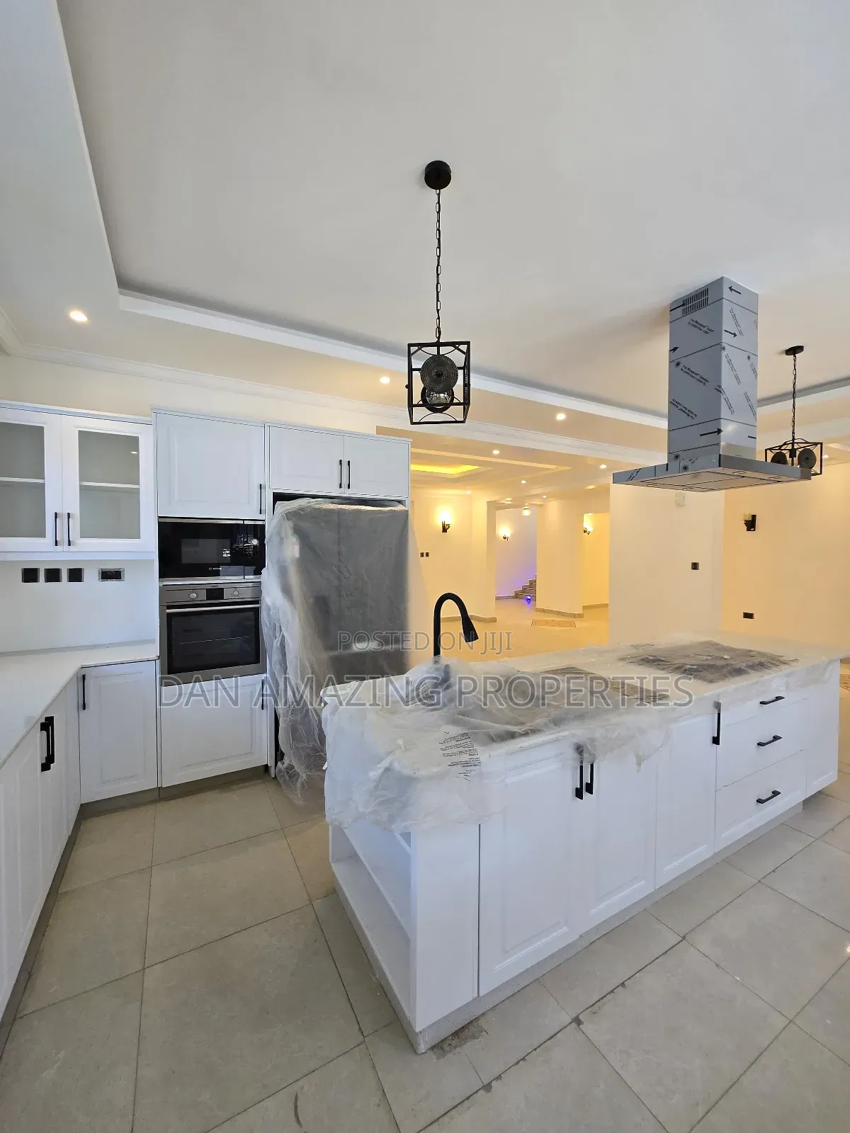 5bdrm Maisonette in Evergreen Plus Dsq, Runda for sale
