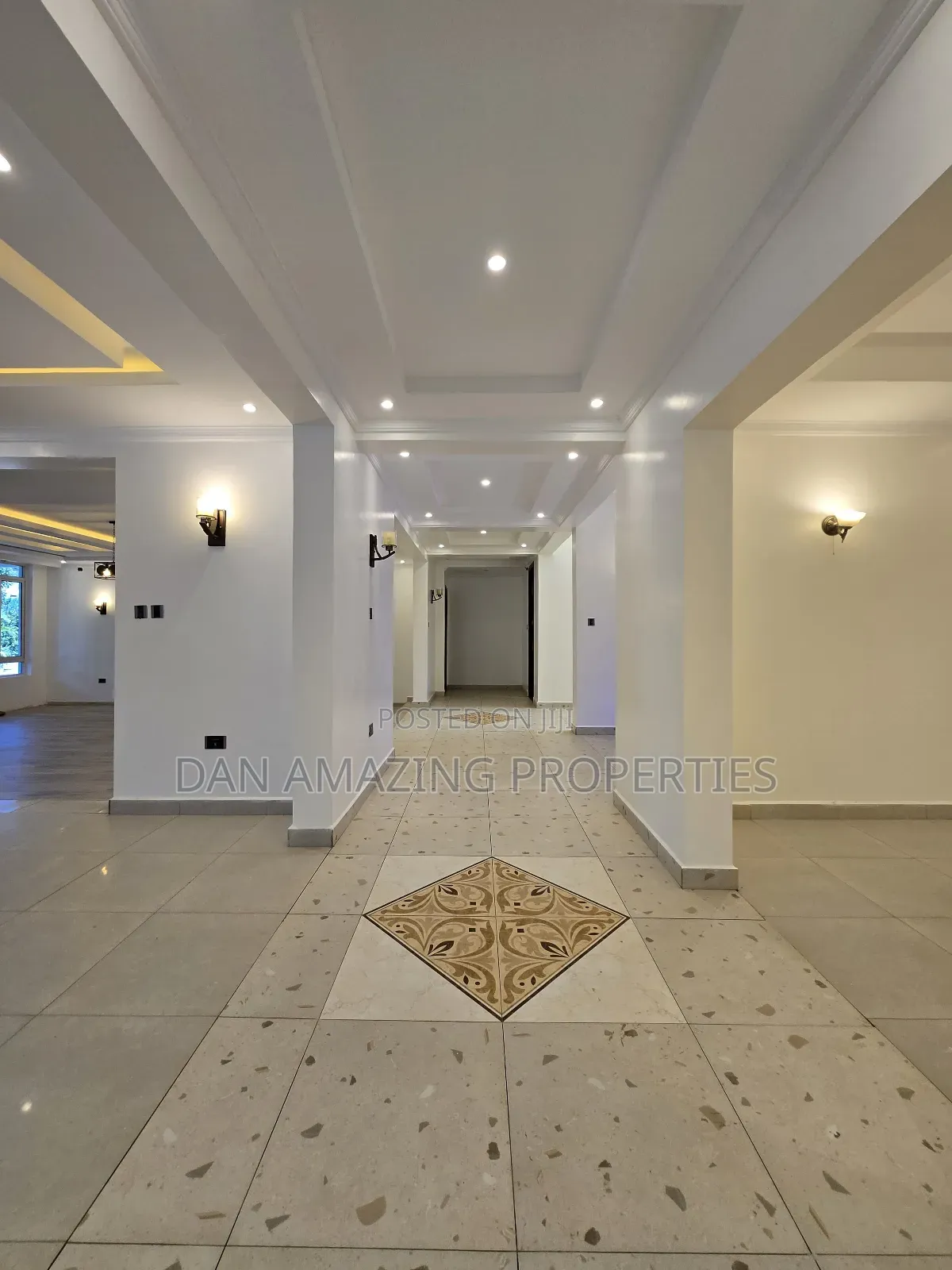 5bdrm Maisonette in Evergreen Plus Dsq, Runda for sale