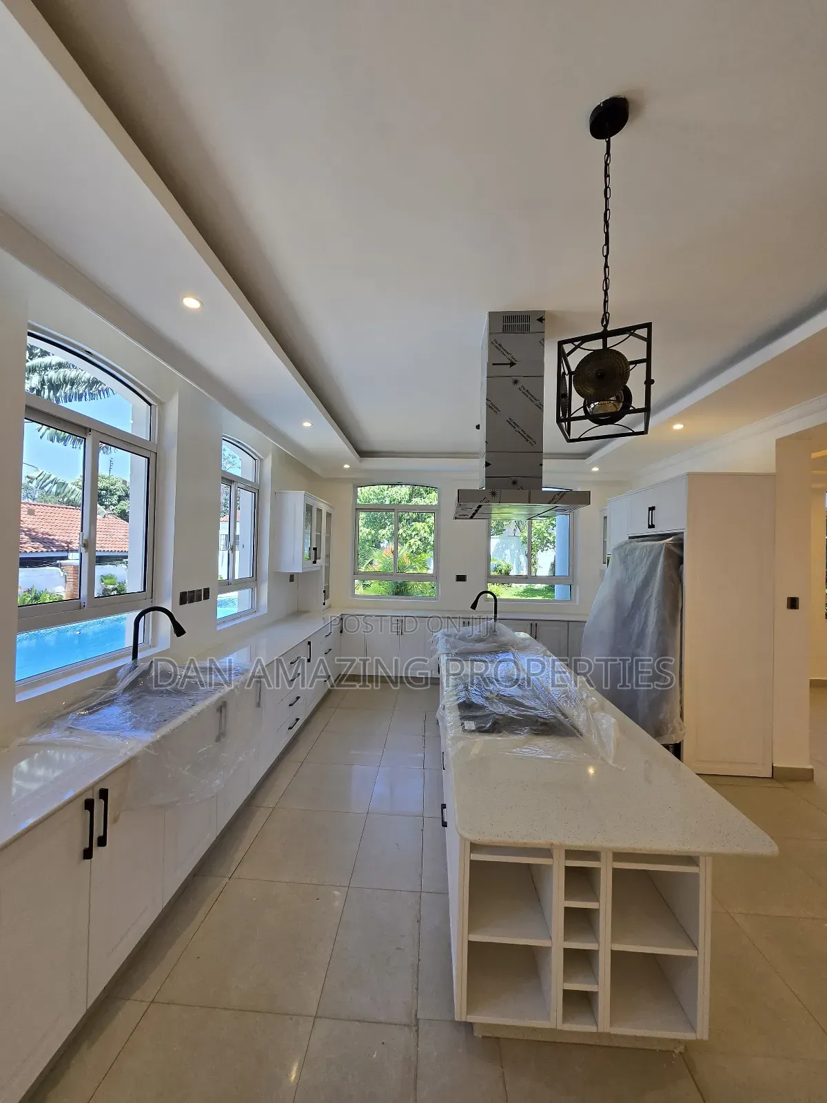 5bdrm Maisonette in Evergreen Plus Dsq, Runda for sale