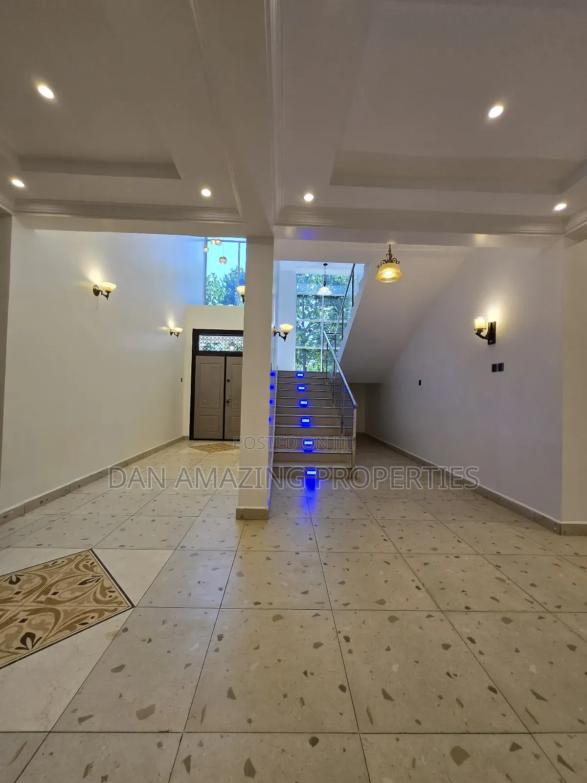 5bdrm Maisonette in Evergreen Plus Dsq, Runda for sale