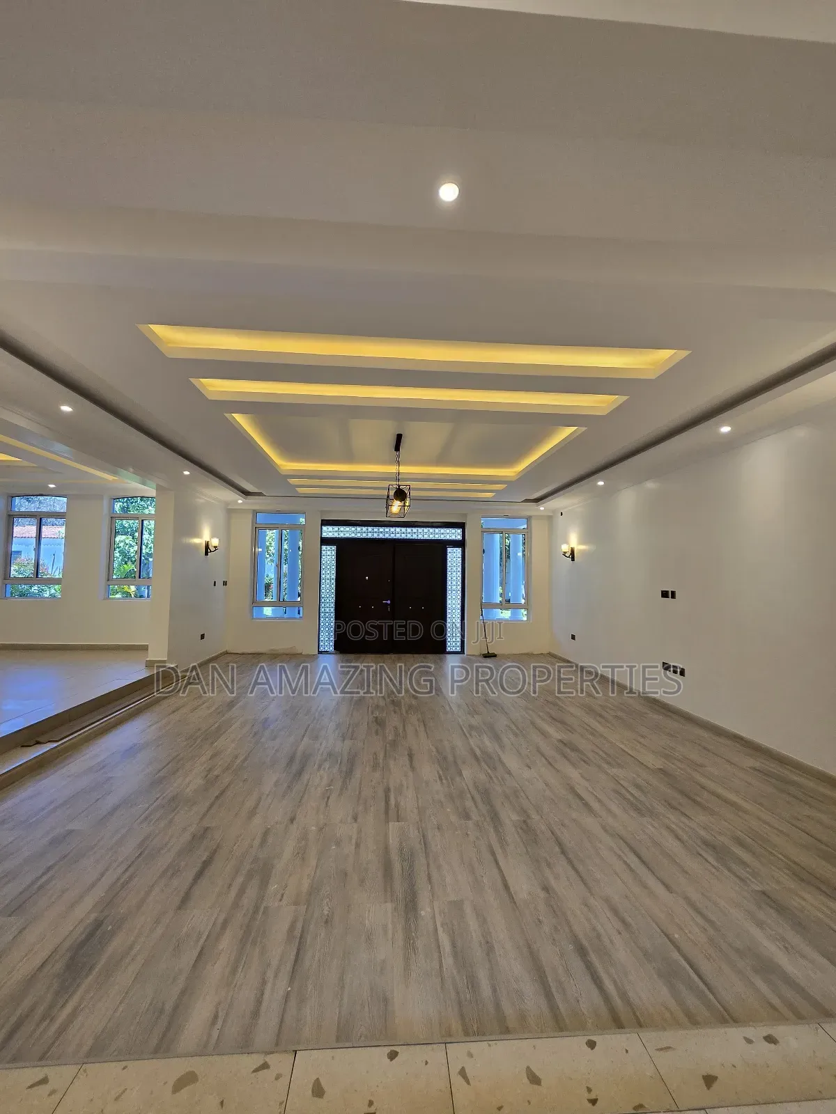 5bdrm Maisonette in Evergreen Plus Dsq, Runda for sale