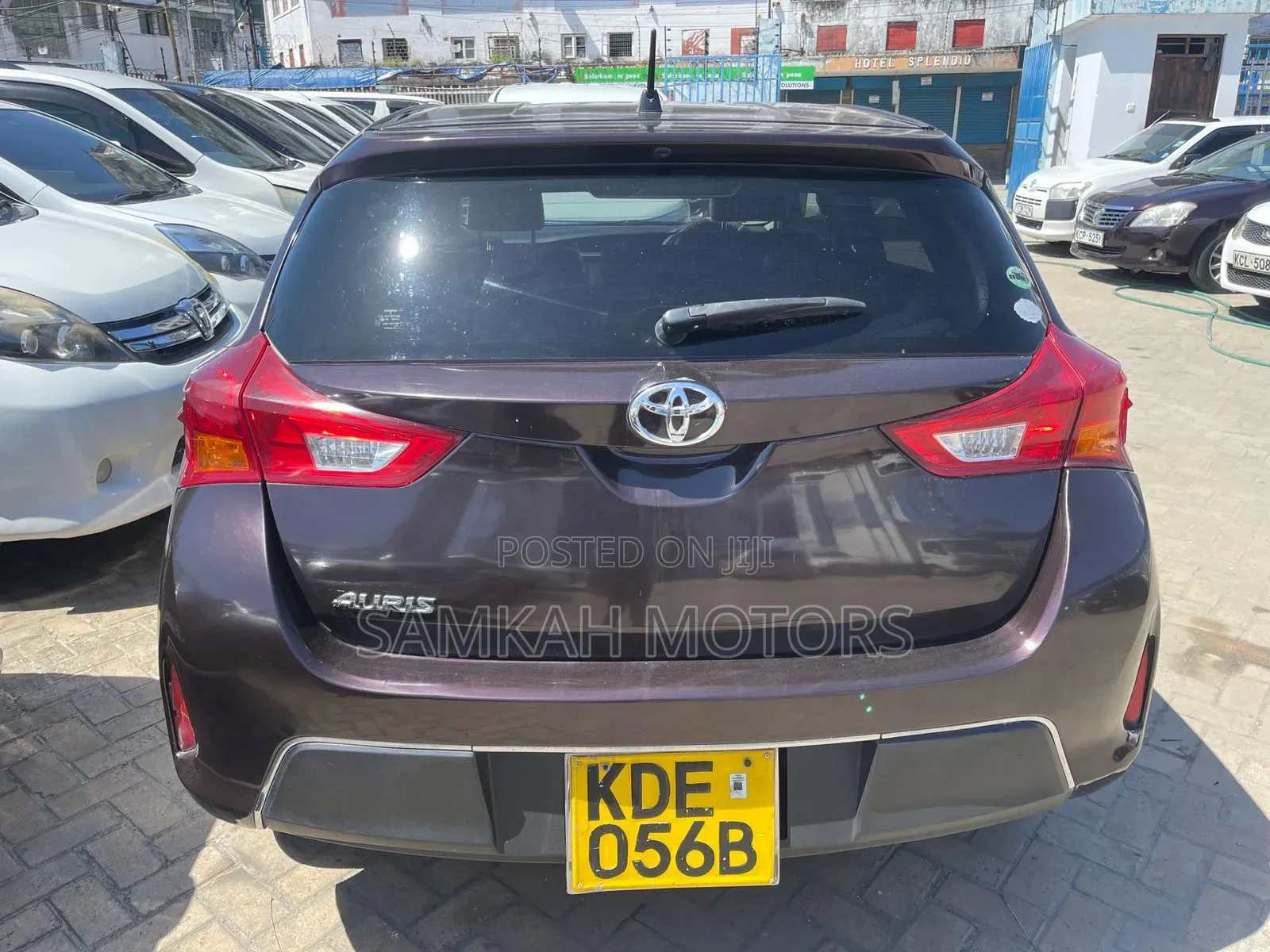 Toyota Auris 2014 Purple