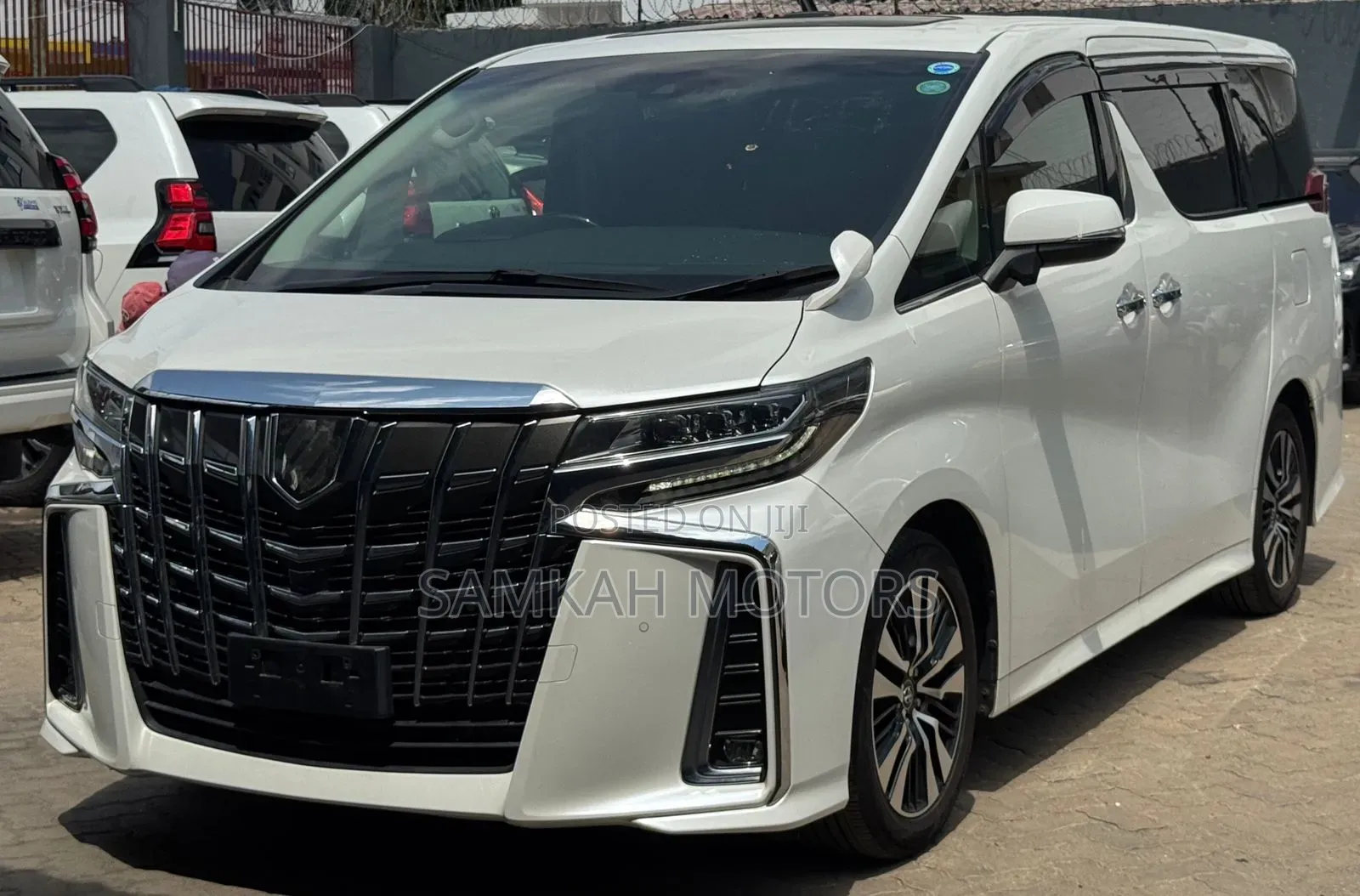 Toyota Alphard 2019 White