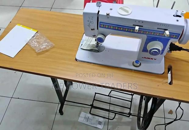 Zigzag Embroidery Sewing Machine - main view