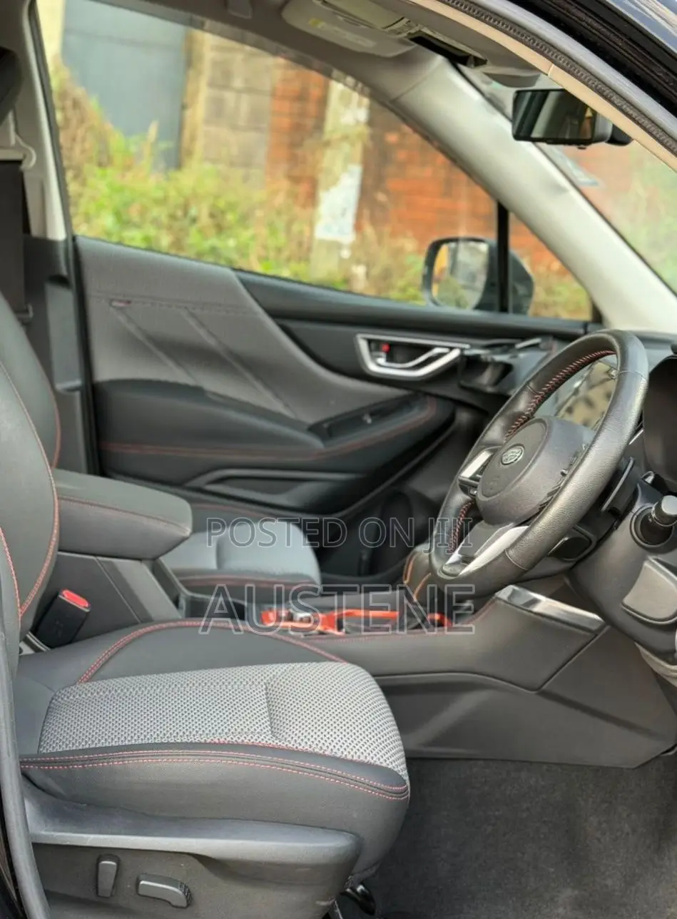 Subaru Forester 2018 Black