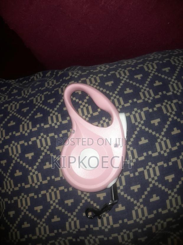 Durable Retractable Dog Leash. - thumbnail 5