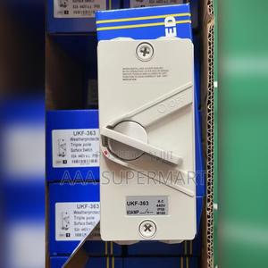 Ukf-363 Isolator 3p 63a, Pc Cover, Silver Contacts - main view