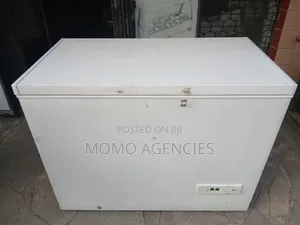 Ex-Uk Chest Freezer 325l