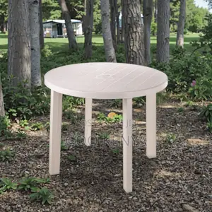 Outdoor Table; Round Plastic Outdoor Dining Table
