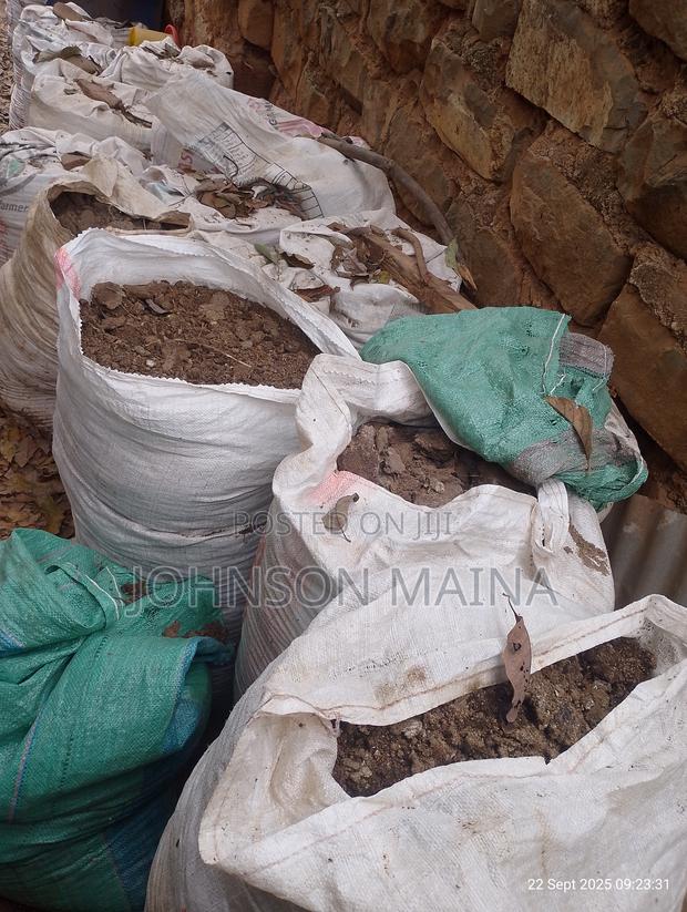 Compost Chicken Manure Without Sawdust