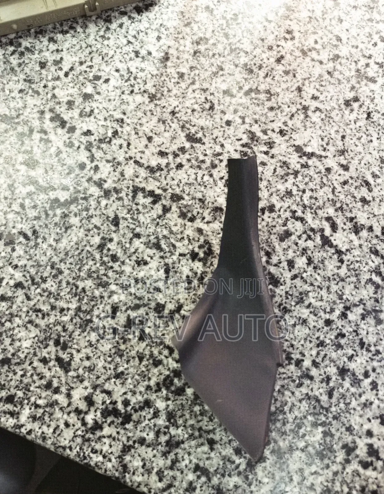 Prado J150 Windscreen Finisher