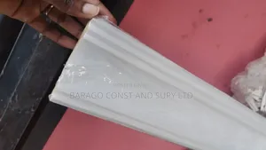Pu Cornice 4"