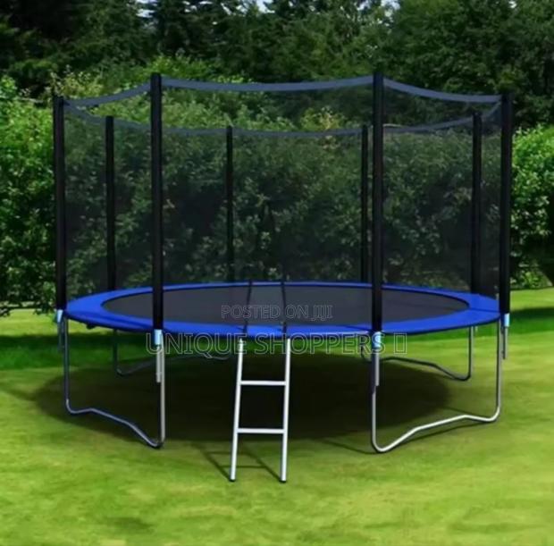 10 Ft Trampoline With Safety Enclosure Net - thumbnail 6