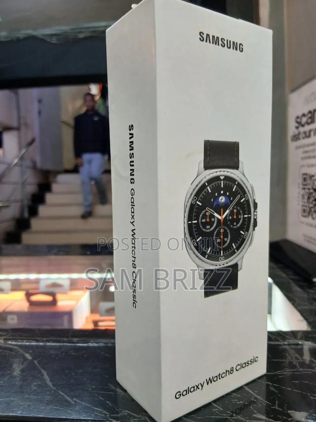 Samsung Watch 8 Classic - main view