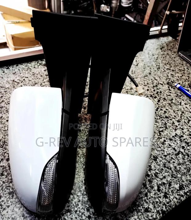 Vitz 2012- 2018 Side Mirrors - main view