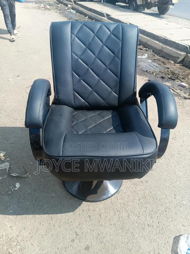 Black Leather Salon Chair