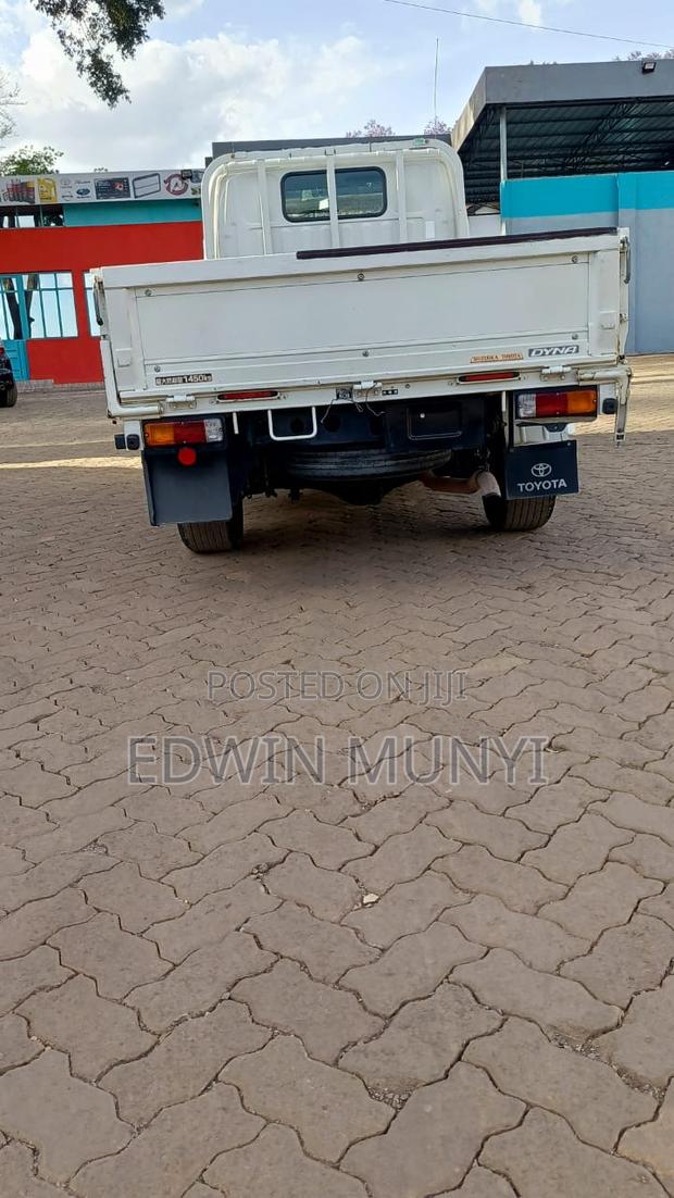 Selling Toyota Dyna - thumbnail 3