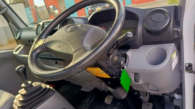 Selling Toyota Dyna - thumbnail 9