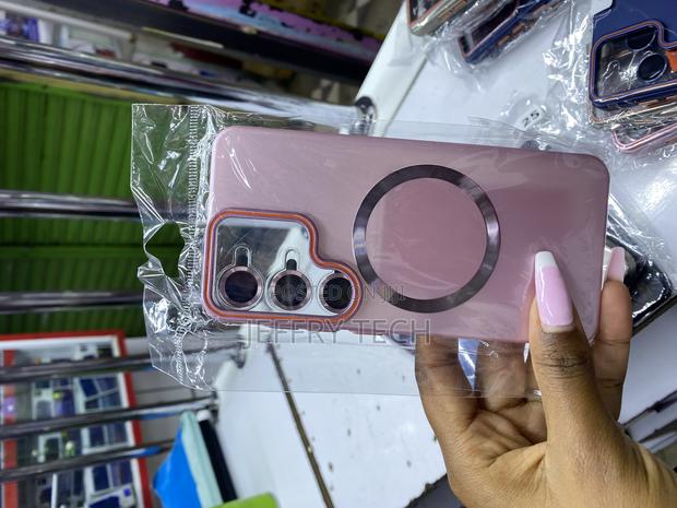 Alewo Samsung Galaxy S25 Case With Magsafe and Lense Protector - main view