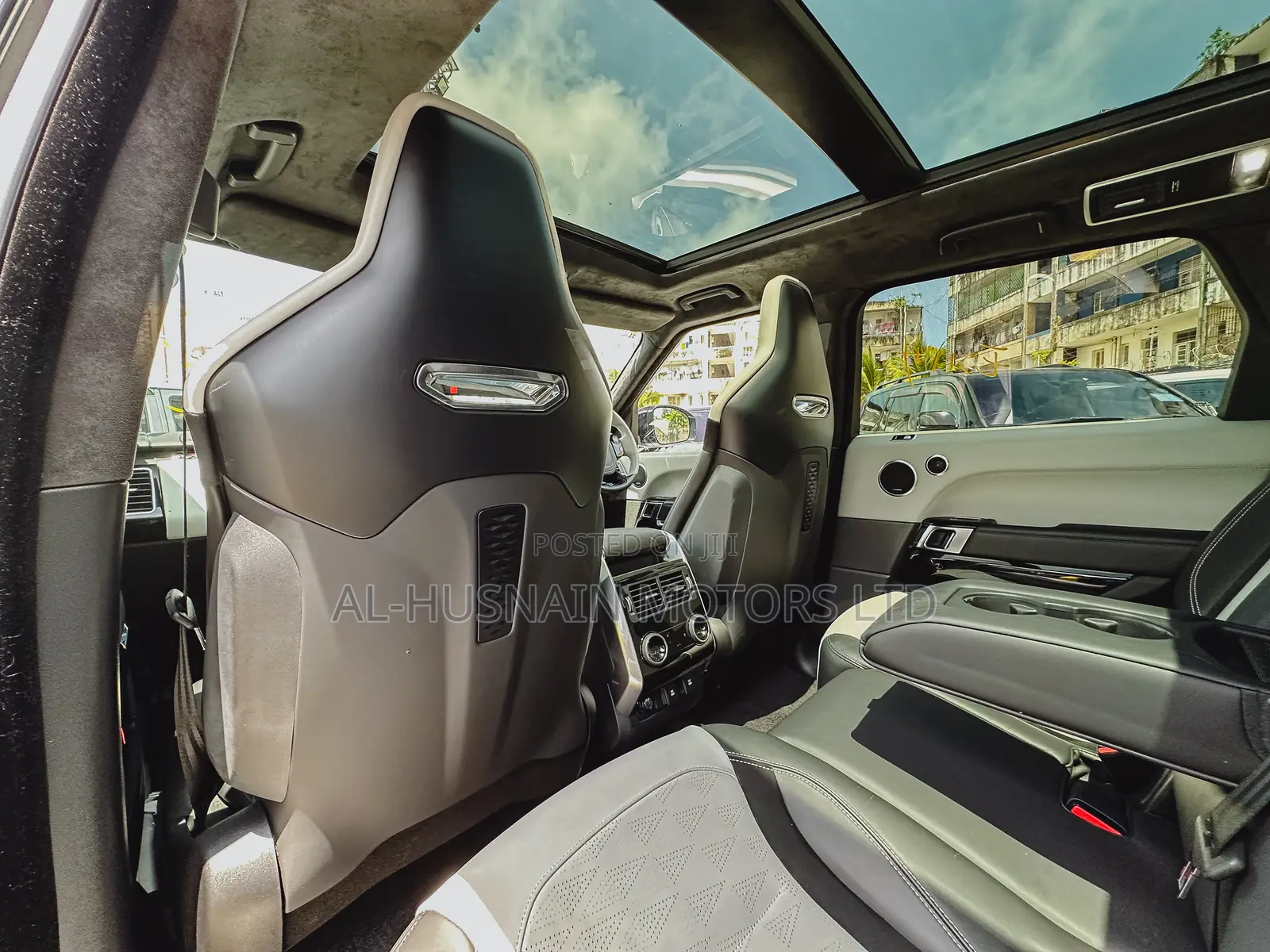 Land Rover Range Rover 5.0L Supercharged 2018 Pearl
