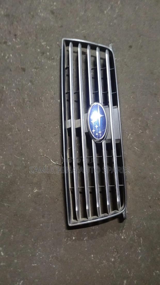 Grill Subaru Forester Sg5