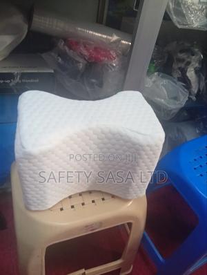 Knee Pillow / Memory Foam - main view