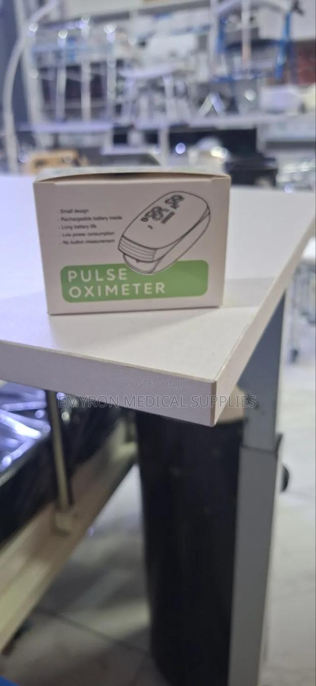 Rechargeable Pulse Oximeter - thumbnail 2