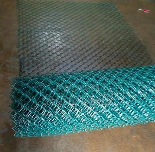 Green PVC Coated Chain Link - thumbnail 3