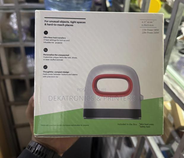 Portable Mini Heat Press Machine (6.20cm by 10.6cm) - thumbnail 2