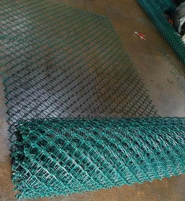PVC Coated Chainlink Fence - thumbnail 3