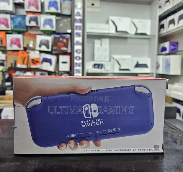 Nintendo Switch Lite - thumbnail 2