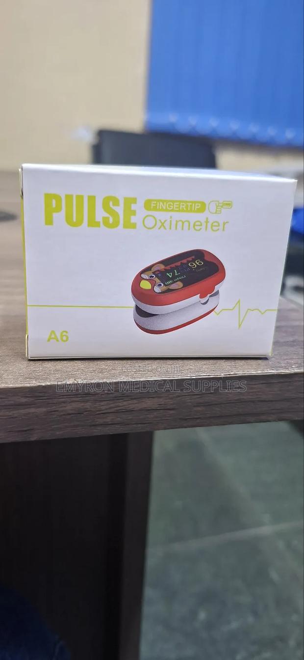 Pediatric Pulse Oximeter - main view