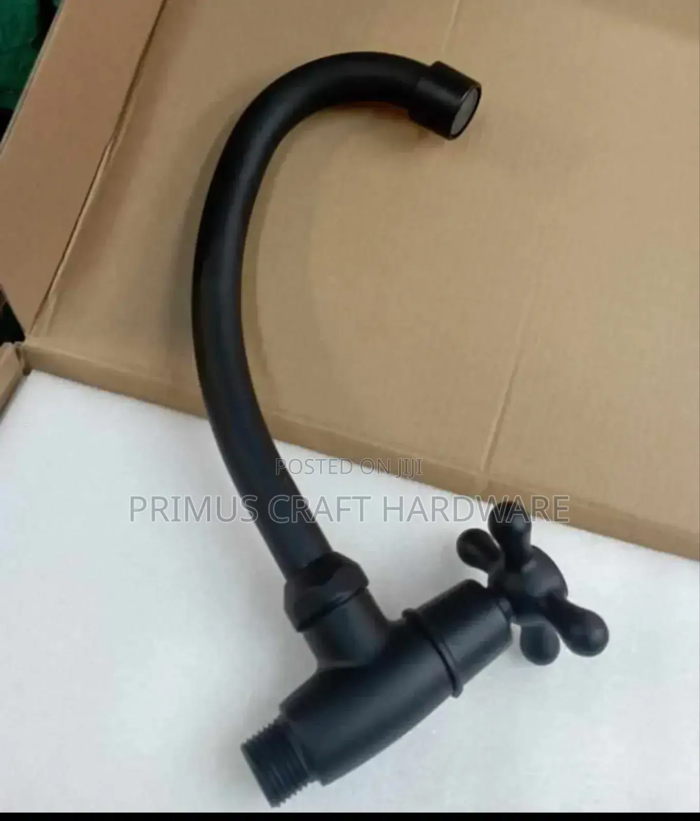 Kitchen Tap (Wall Mounted)