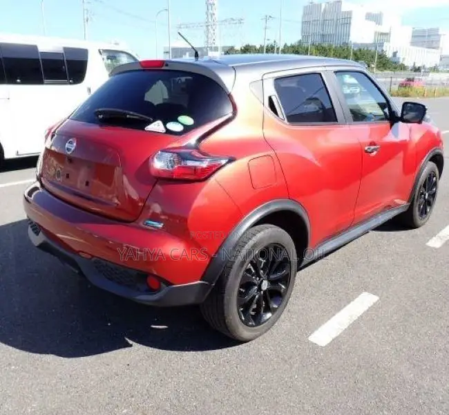Nissan Juke 2017 Orange
